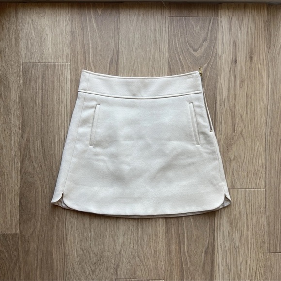 J Crew Mini Skirt Front Pockets Double Serge Cream/Ivory Women's Size 4 - Picture 1 of 14